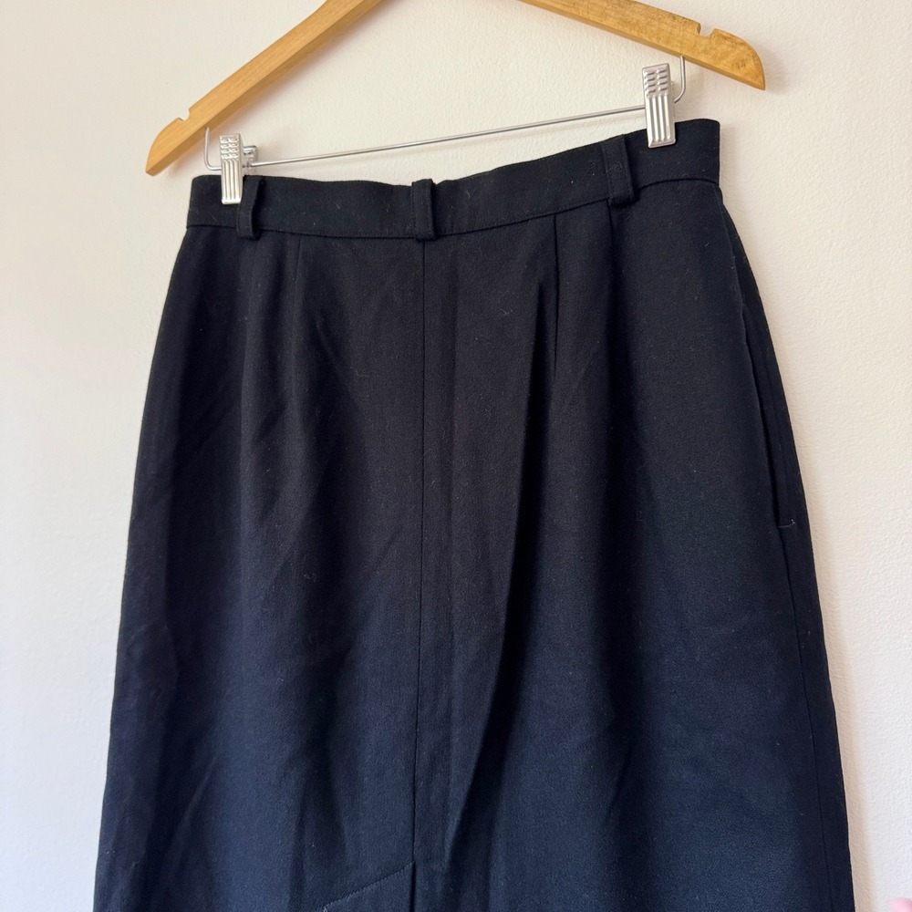 L.L. Bean 100% Wool Skirt Women's Size 12 Black Midi Made in USA Vintage Career - Picture 5 of 10